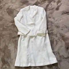 ホワイトスーツ ジャケットとスカートセット