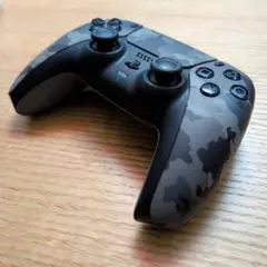美品 DualSense グレーカモフラージュ 使用15時間 本体のみ