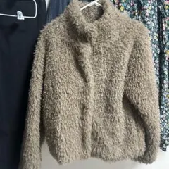 ベージュ ボアジャケット