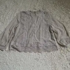 レース長袖ブラウス　シャツ　モカ ベージュ春夏秋 可愛い キレイめ　レディースL