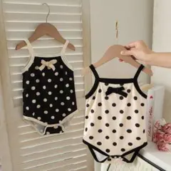 水玉模様ロンパース（黒と白）6-9M