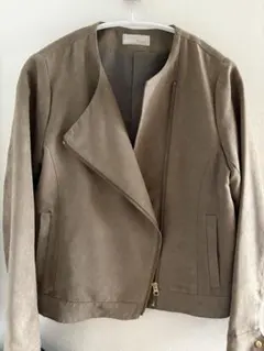 m*i様 【美品】te chichi レザージャケット