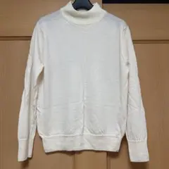 モックネック アイボリー