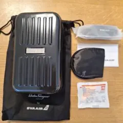 EVA AIR トラベルポーチ サブリナ・フェッリグソン