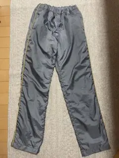 ユニクロ　UNIQLO 裏起毛　長ズボン ナイロン　140 ユニクロパンツ