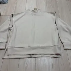 新品未使用　タグ付き 長袖ニット アイボリー ハイネック　Mサイズ