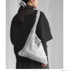 WC メタリックヤーンショルダー