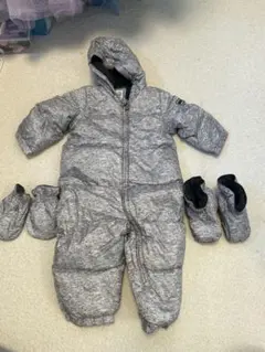 BabyGap スーツ　靴下・ミトン付き 90サイズ