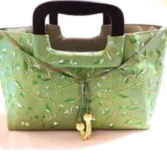 新品未使用　ビーズ刺繍　ハンドバッグ　ベトナム製　シルク100%