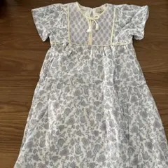 petitmaim 花柄ワンピース 130cmのサムネイル