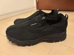 SKECHERS ブラック スリッポンスニーカー
