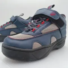 Item thumbnail for item 92786585-738c-4b03-864b-8173cdc1b596