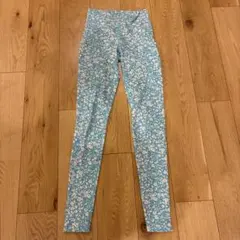 AUMNIE ヨガパンツ レオパード柄 ブルー　Ｓサイズ AUMNIE ヨガパンツ レオパード柄 ブルー Sサイズ - メルカリ