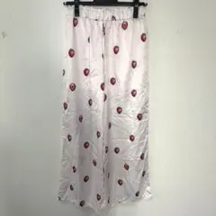 【未使用】GELATO PIQUE いちご サテン パンツ