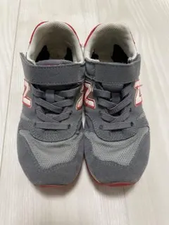 New Balance スニーカー 19cm グレー/レッド