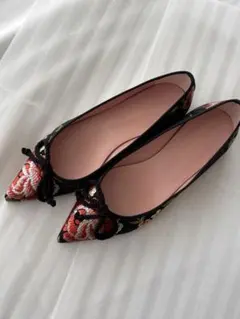 Pretty Ballerinas 花柄刺繍 ポインテッドトゥ フラットシューズのサムネイル