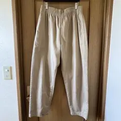 GU ベージュ ゴムウエスト チノパン