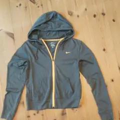 NIKE パーカー レディースM