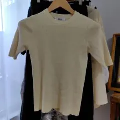 AZUL　moussy　アズール　Mサイズ　リブトップスのサムネイル