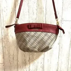Burberry Blue labelハンドバッグ ブラックピンクハートチャーム