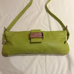 美品 希少色　フェンディ　マンマバケット　アクセサリーポーチ　ライム　グリーン 2026年最新】fendi マンマバケットの人気アイテム - メルカリ