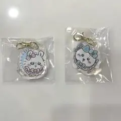 【新品未開封】まじかるちいかわ アクリルチャーム2点セット（モモンガ・ハチワレ）のサムネイル