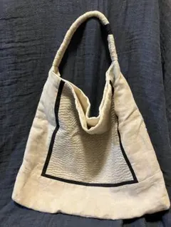 美品 百田むつみさん トートバッグ 美品 百田むつみさん トートバッグ 百田むつみさんリネン 黒 トートバッグ