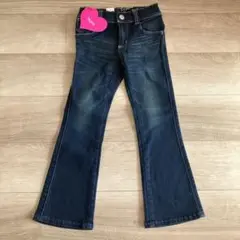 新品タグ付き サムシング デニム ブーツカット 120 ズボン パンツ