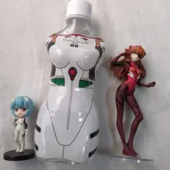 エヴァンゲリオン 限定 フィギュア とプラグスーツペットボトルの3点セット