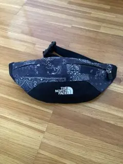 THE NORTH FACE バンダナ柄 ボディバッグ