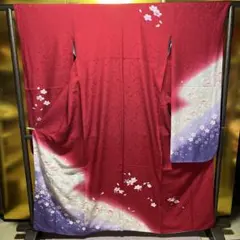 【Q4120】Ａ大きいサイズお仕立て上がり正絹振袖　青色地に花、鞠模様 Q4120】A大きいサイズお仕立て上がり正絹振袖 青色地に花、鞠模様の
