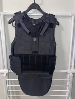 ボディアーマー