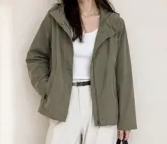 UNTITLED フード付きジャケット サイズ4 オリーブのサムネイル