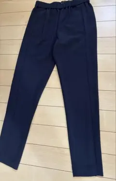 セオリー　テーパードパンツ　Sサイズ　ネイビー