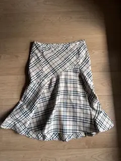 バーバリーブルーレーベル　チェック柄フレアスカート 38
