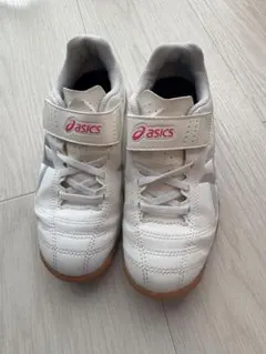 asics JUNIOLE インドアシューズ ホワイト　19センチ