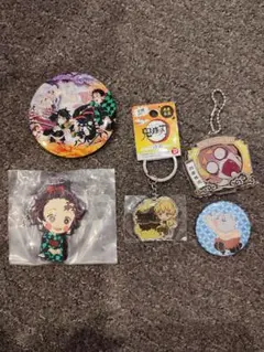 鬼滅の刃 缶バッジとグッズセット