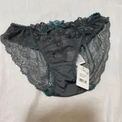 新品タグ付　リサマリ【Risa Magli )ショーツ　サイズM