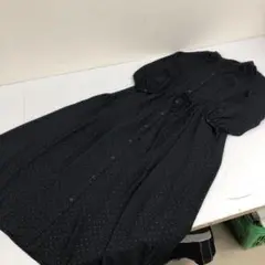 UNIQLO ユニクロ　ロングスカートワンピース　ドット柄長袖ワンピース　S
