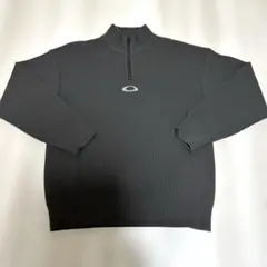 OAKLEY ハーフジップ ニット セーター カーキ　試着のみのサムネイル