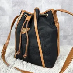 希少 イヴサンローラン レザー ショルダーバッグ 巾着 3角プレート ブラウン