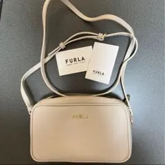 FURLA フルラ ドーム型 ミニショルダーバッグ ホワイト 白 ポシェット 