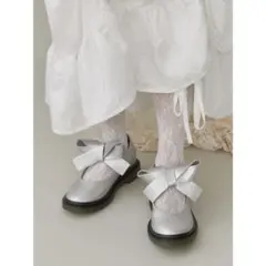 シルバー リボン付き フラットシューズ