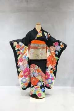 【振袖フルセット／ポリエステル】黒地×華やか花柄／成人式・前撮り