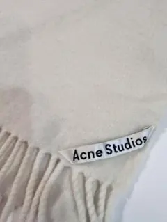 Acne Studios アクネストゥディオズ　マフラー ストール ホワイト ACNE（マフラー/ショール）のフリマアイテム一覧