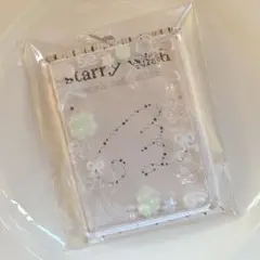 レジン デコ トレカケース トレカキーホルダー ウィッシュコアy2k 四葉　羽