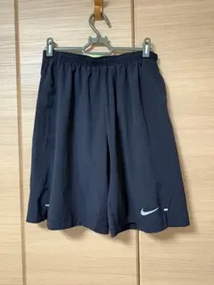 美品　NIKE ナイキ ショートパンツ DRI-FIT ブラック