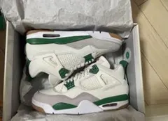 ナイキ エアジョーダン4 レトロ SB パイングリーン 26