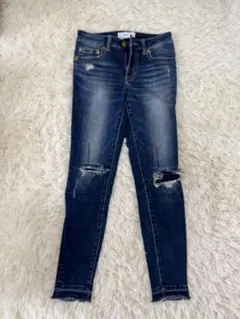 AZUL スキニーデニム ダークブルー