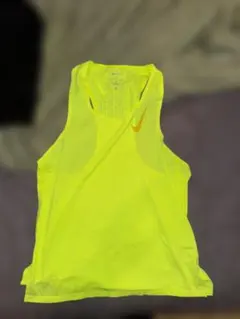 Nike エアロスイフト　シングレットMサイズ